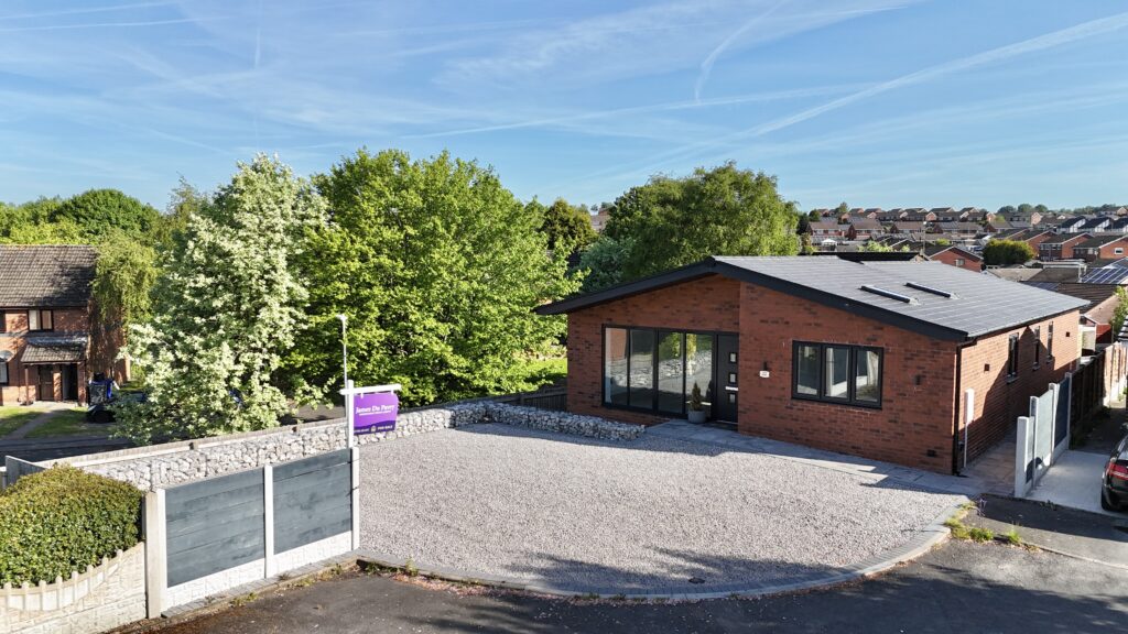 Tunnicliffe Close, Stoke-On-Trent, ST3