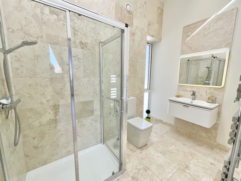Airdale Road, Stone, ST15