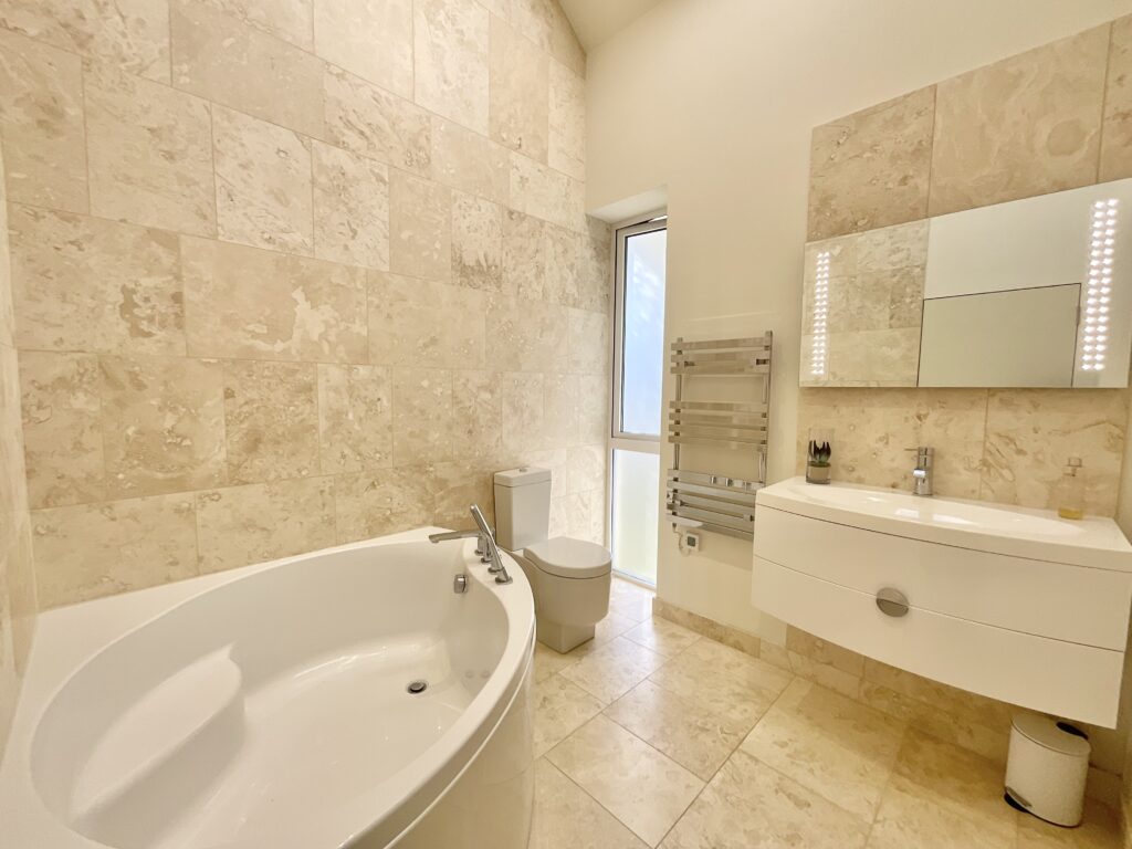 Airdale Road, Stone, ST15