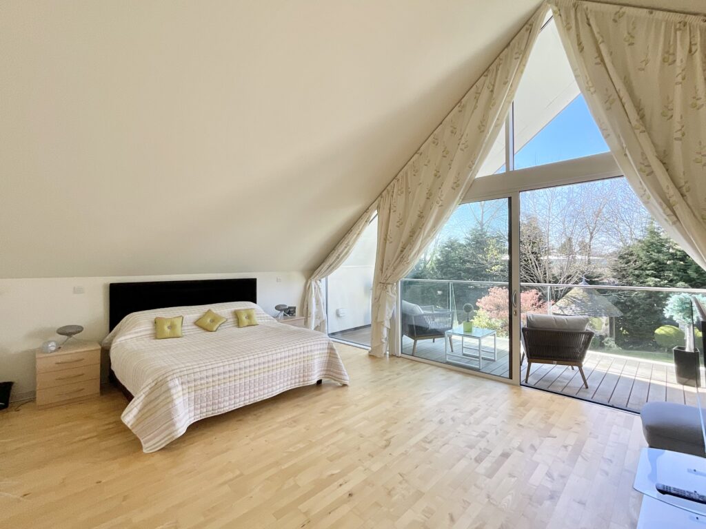 Airdale Road, Stone, ST15
