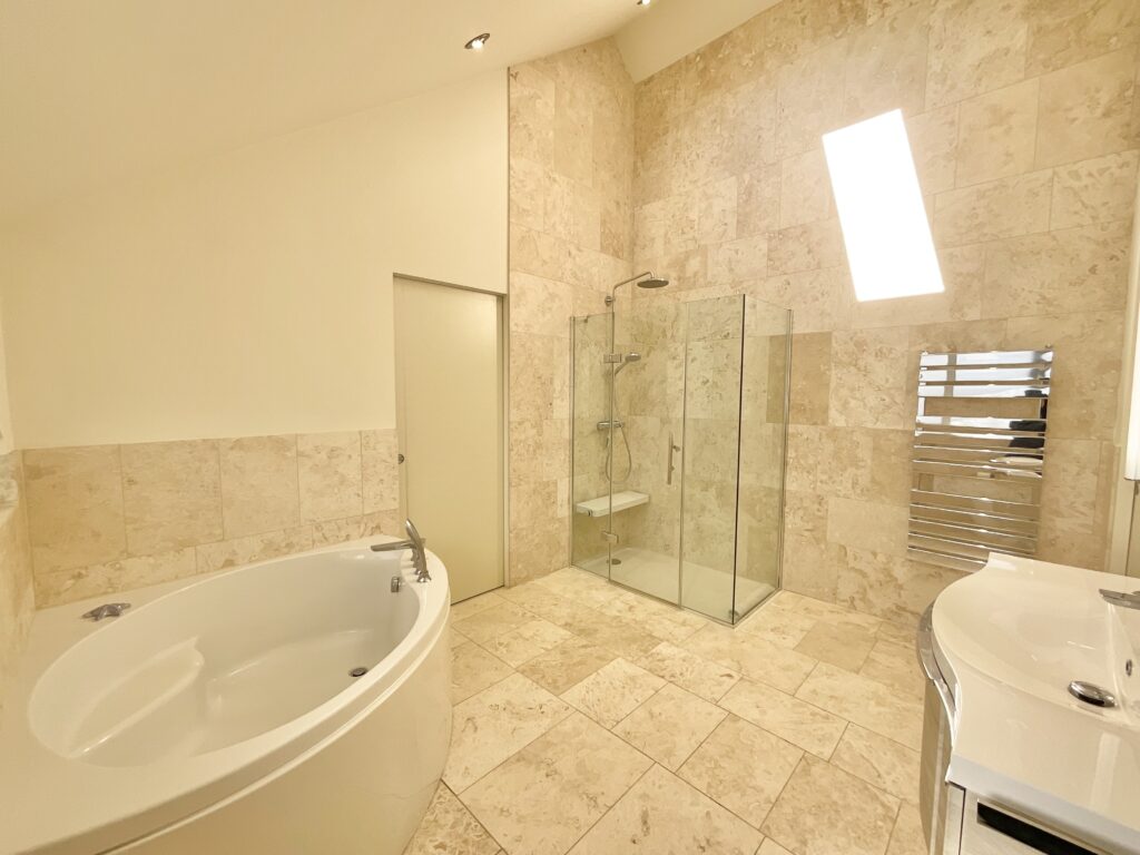 Airdale Road, Stone, ST15