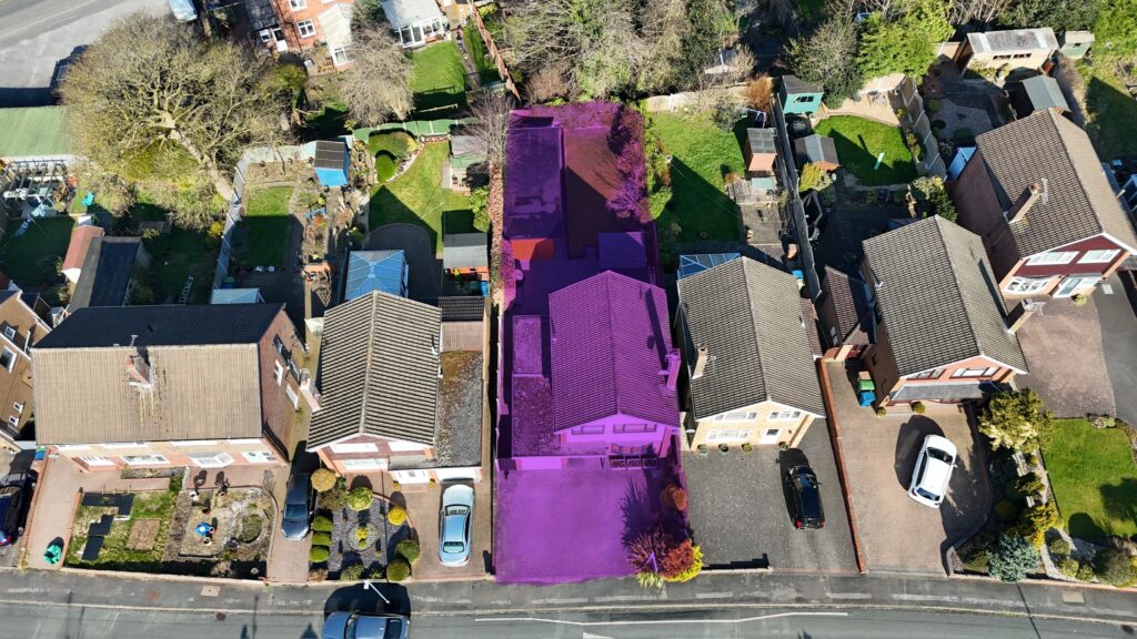 Mount Avenue, Stone, ST15