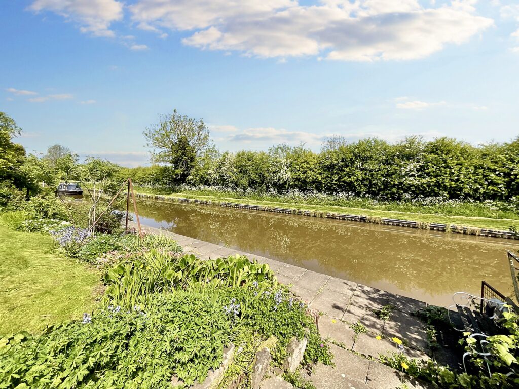 Nantwich Road, Wardle, CW5