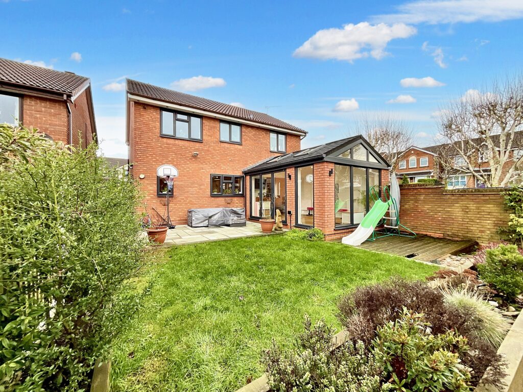Ambleside Close, Stone, ST15