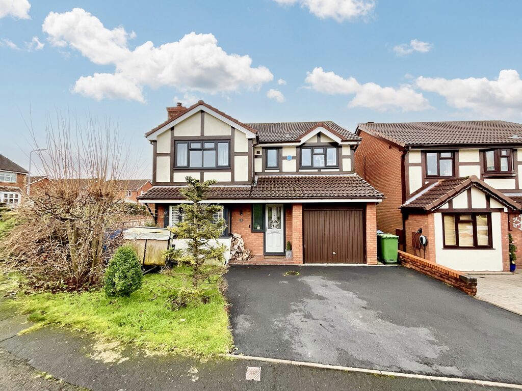 Ambleside Close, Stone, ST15