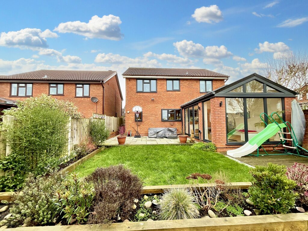 Ambleside Close, Stone, ST15