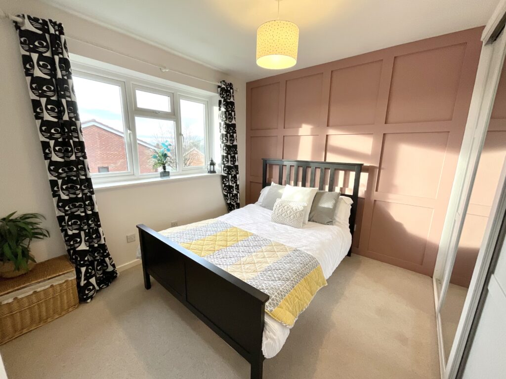 Ambleside Close, Stone, ST15