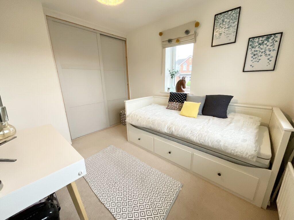 Ambleside Close, Stone, ST15