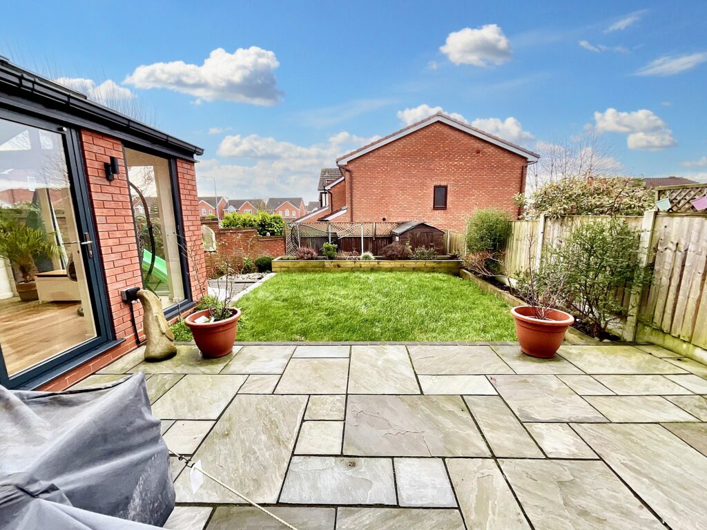 Ambleside Close, Stone, ST15