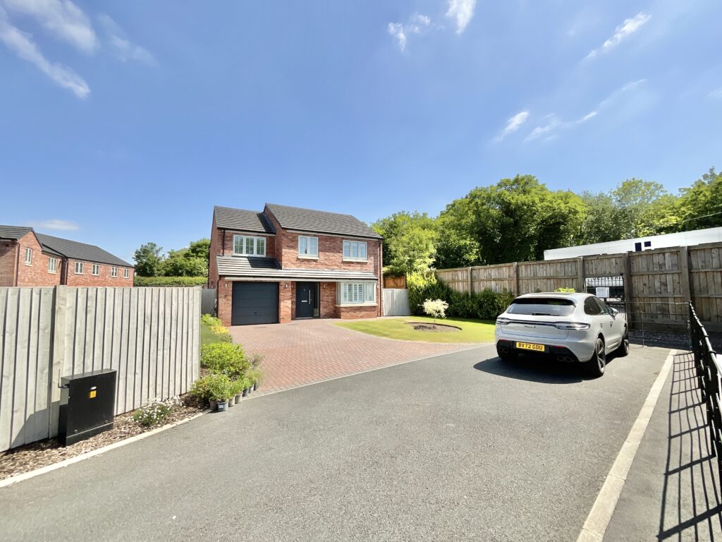 Tudor Close, Market Drayton, TF9