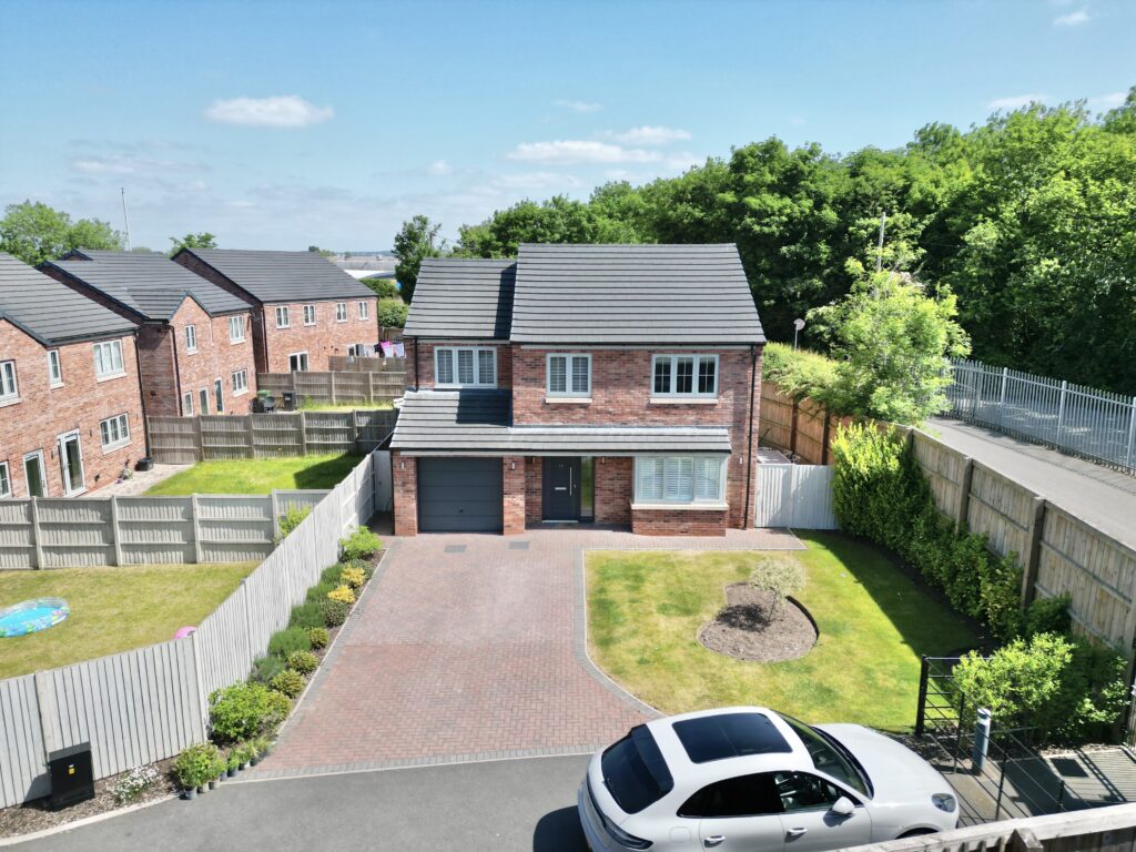 Tudor Close, Market Drayton, TF9