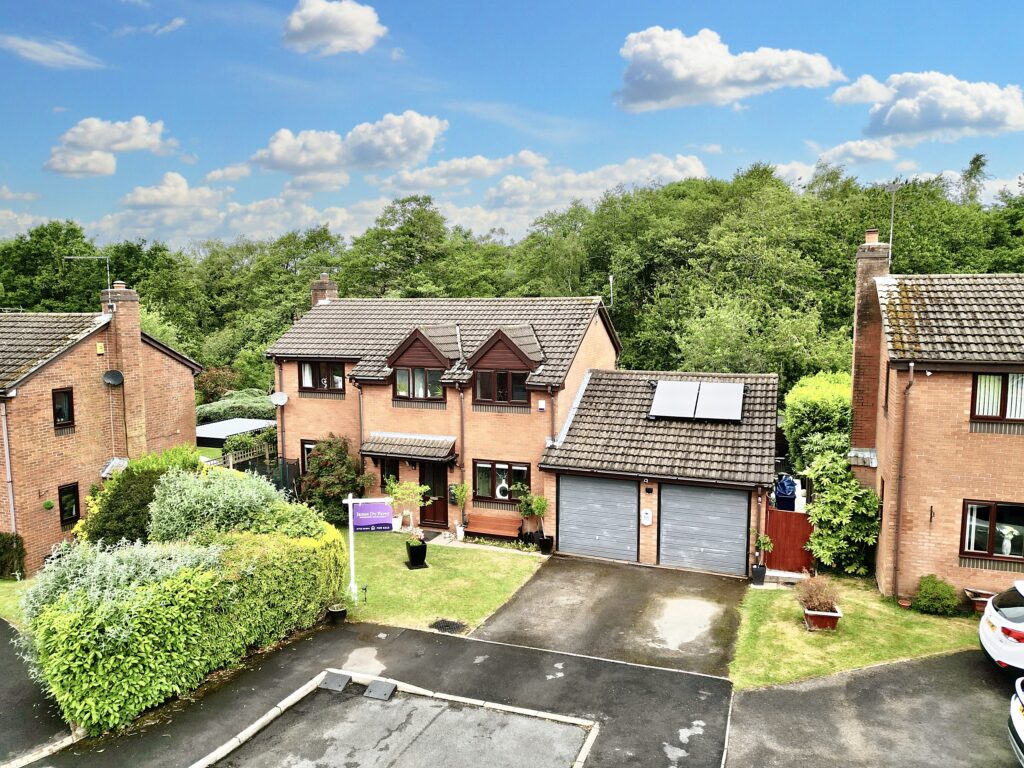 Alder Close, Loggerheads, TF9
