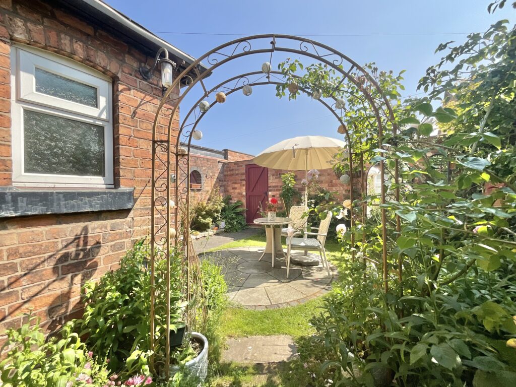 North Crofts, Nantwich, CW5