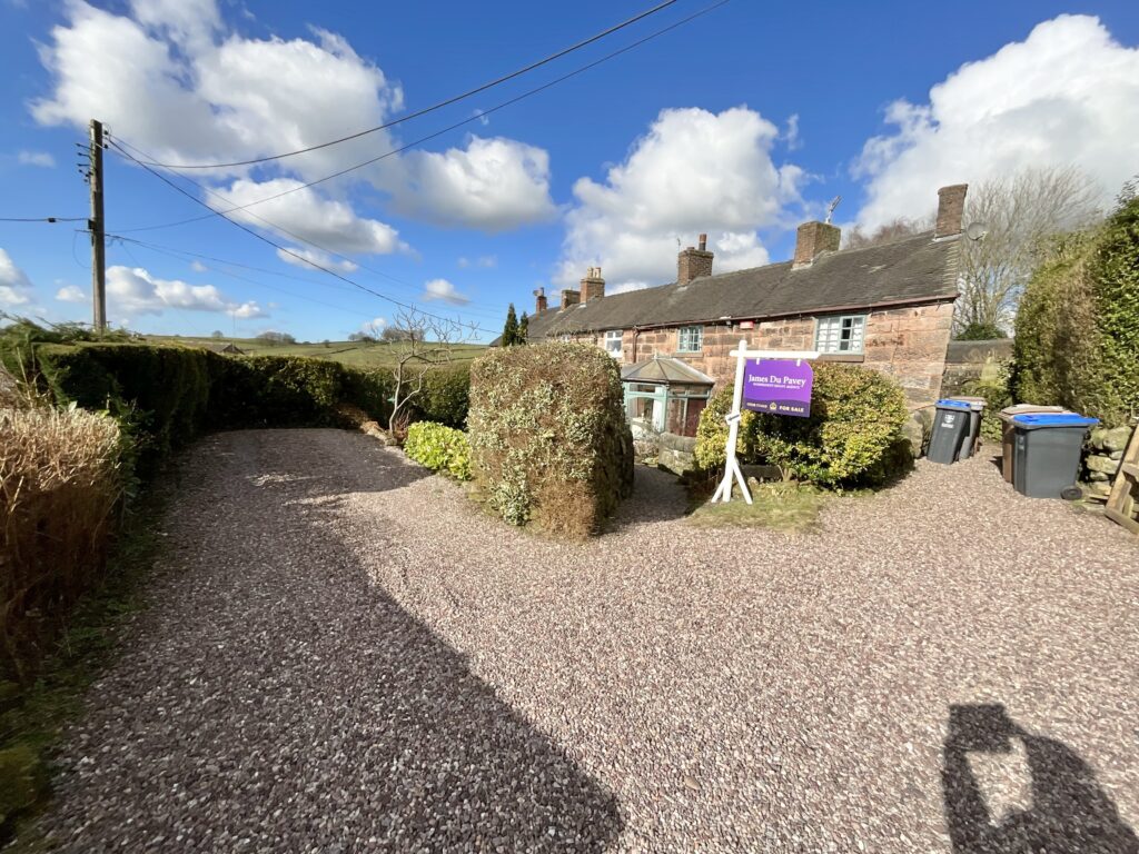 Lilac Cottage, 1 South View, Black Lane