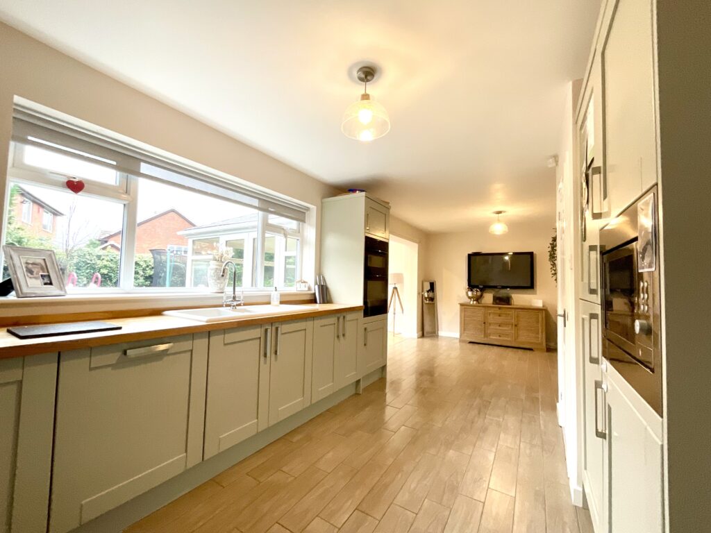 Blaizefield Close, Woore, CW3