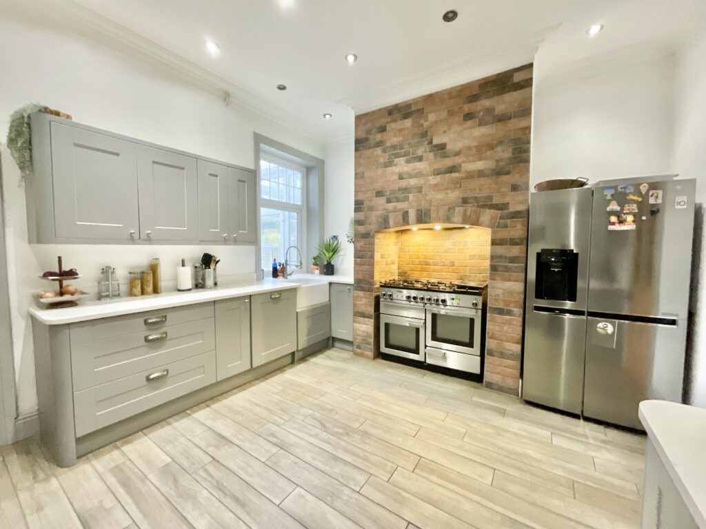 Longton Road, Stoke-On-Trent, ST4