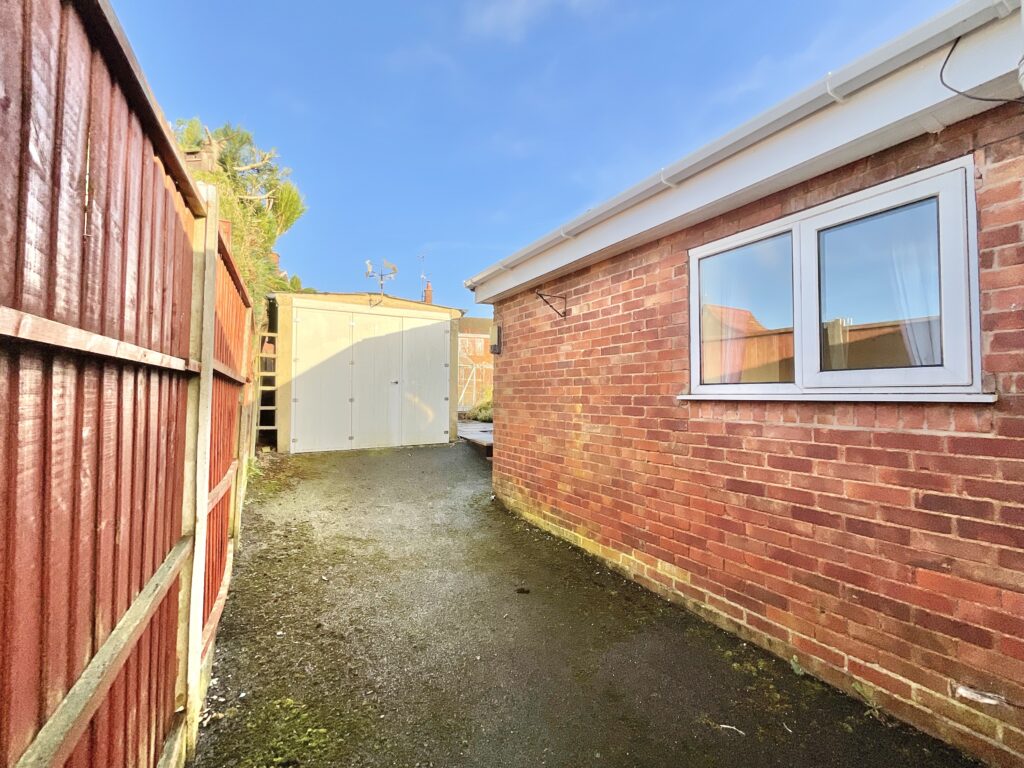 Beswick Close, Cheadle, ST10
