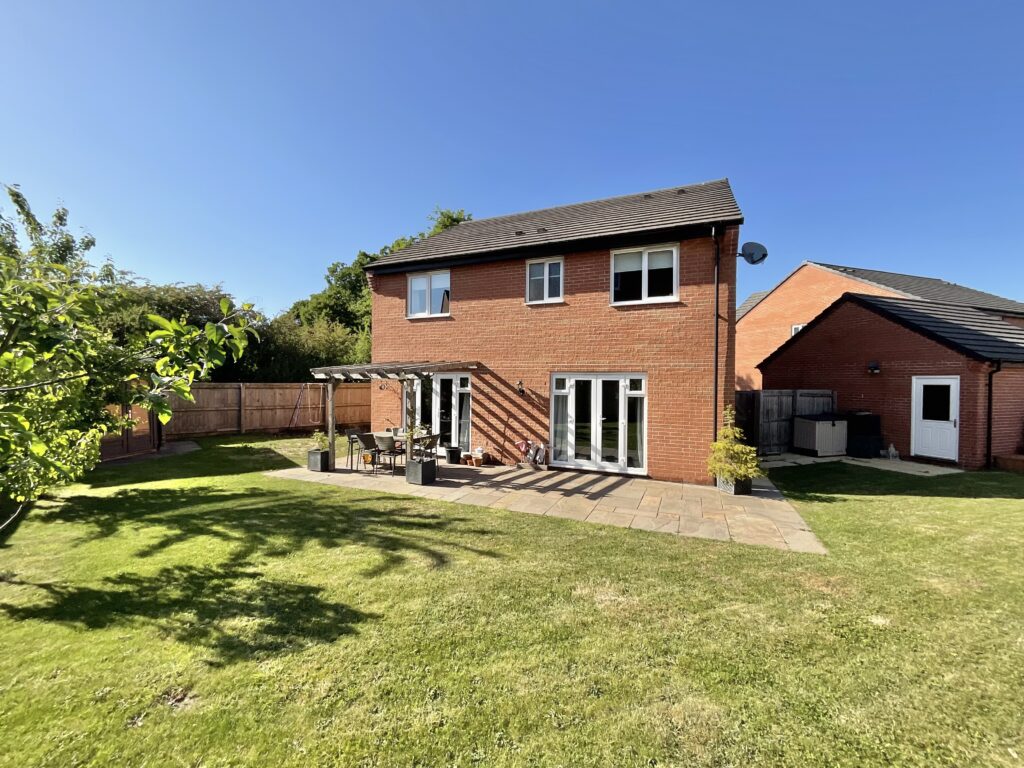 Ernie Tagg Road, Shavington, CW2