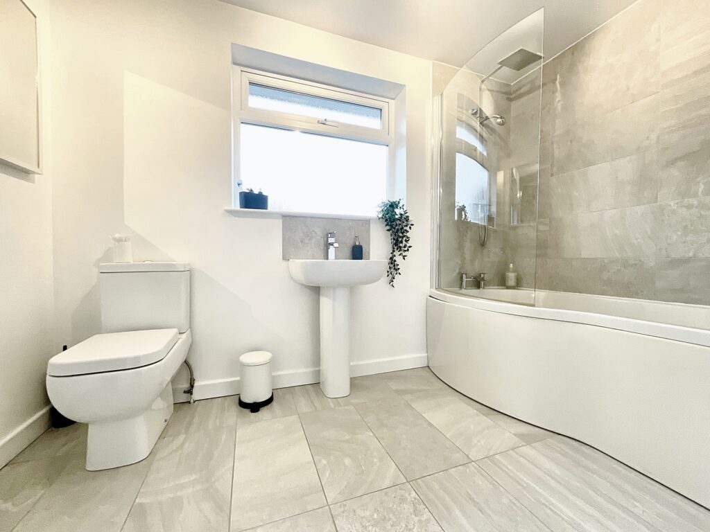Blaizefield Close, Woore, CW3