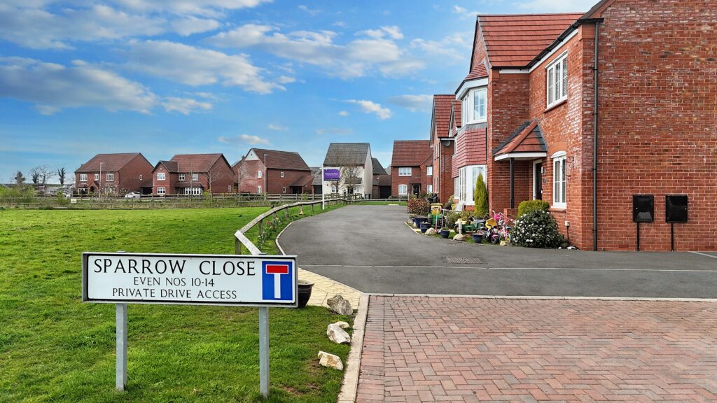 Sparrow Close, Edleston, CW5