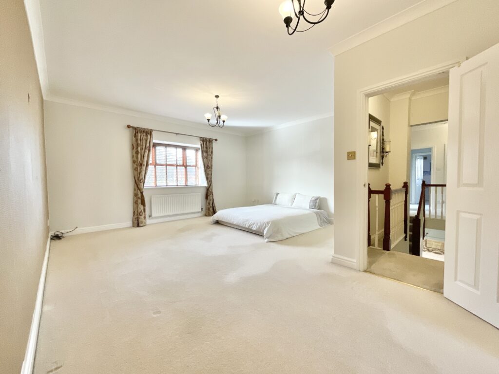 Peregrine Way, Apley, TF1