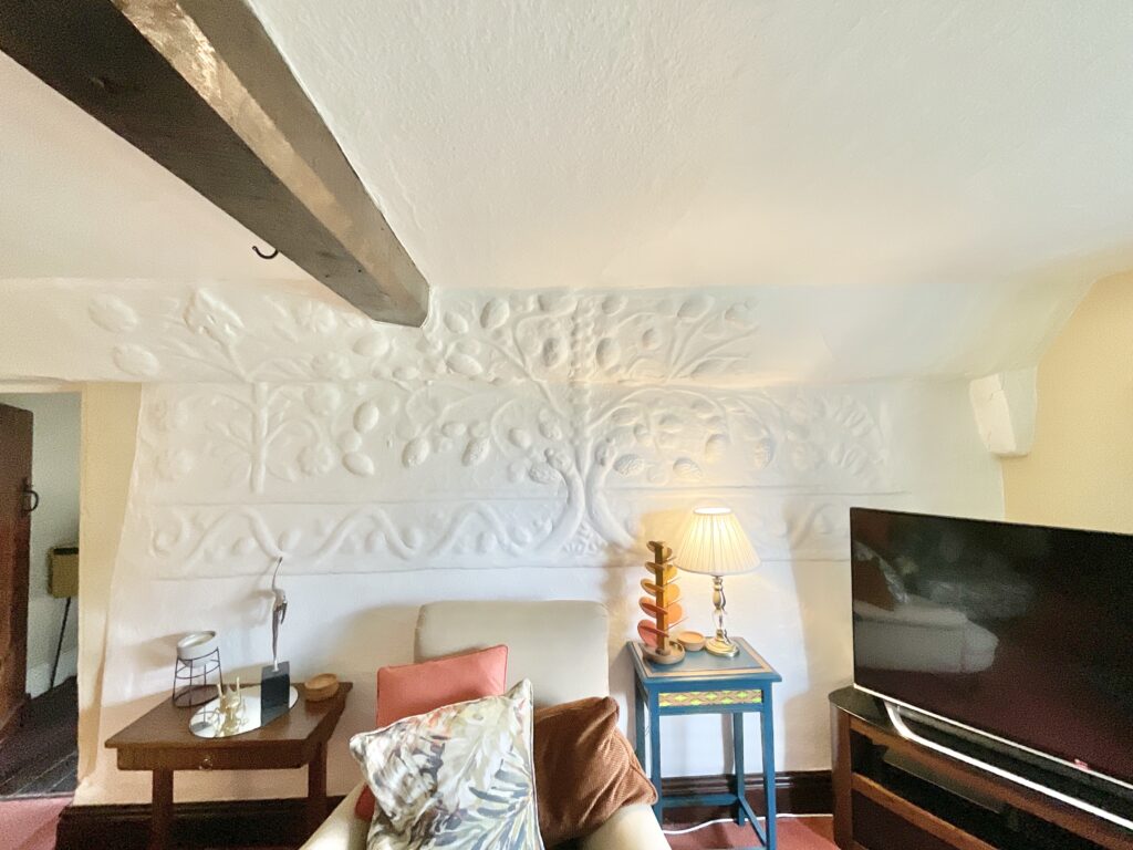 Yarnfield, Stone, ST15