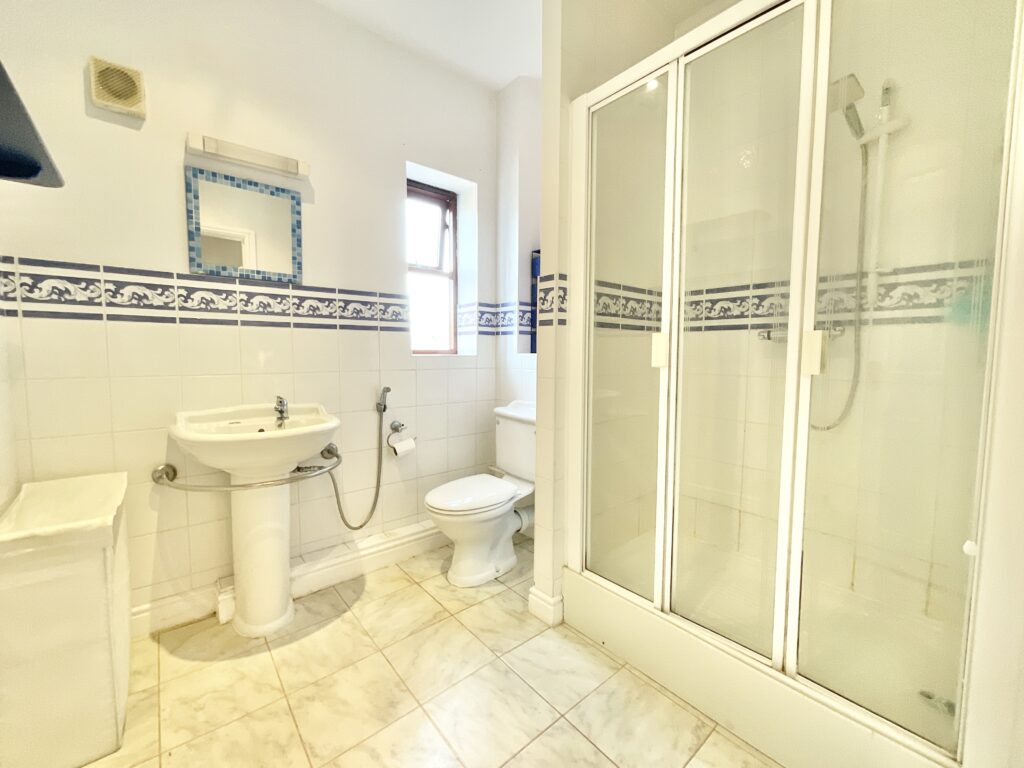 Peregrine Way, Apley, TF1