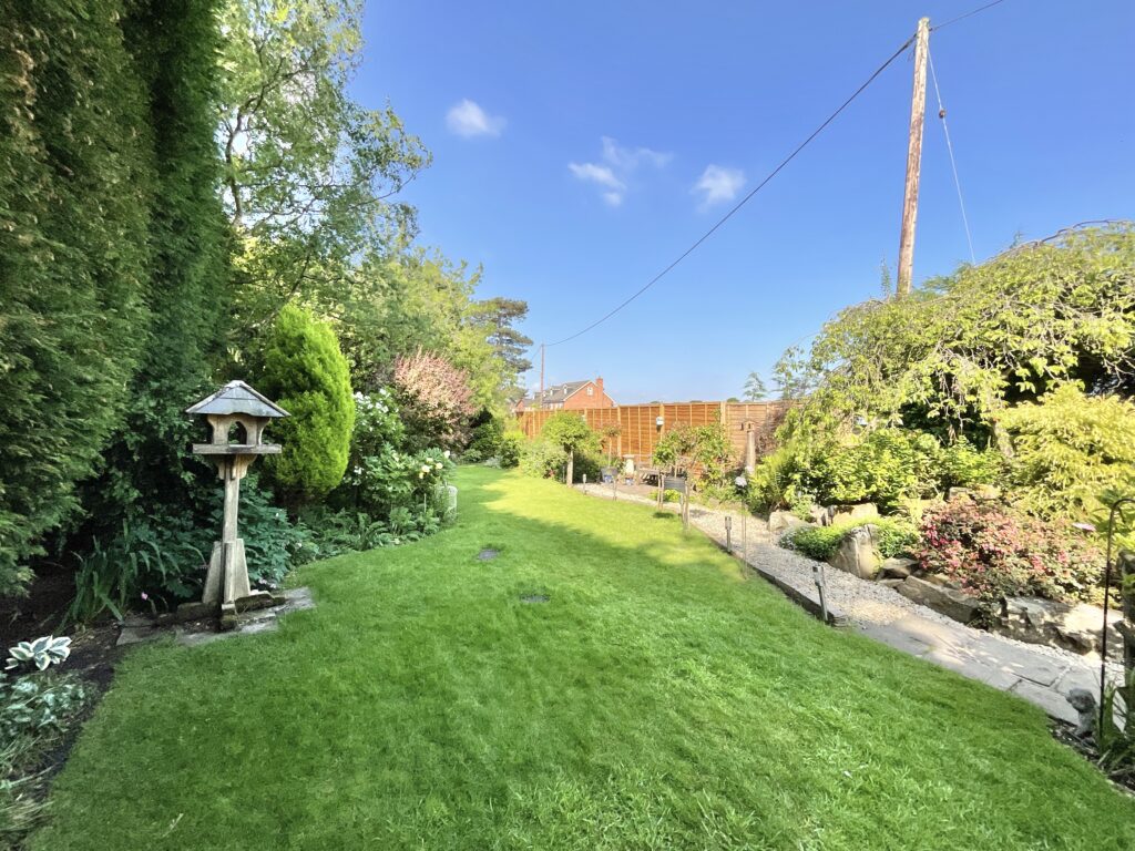 Yarnfield Lane, Yarnfield, ST15