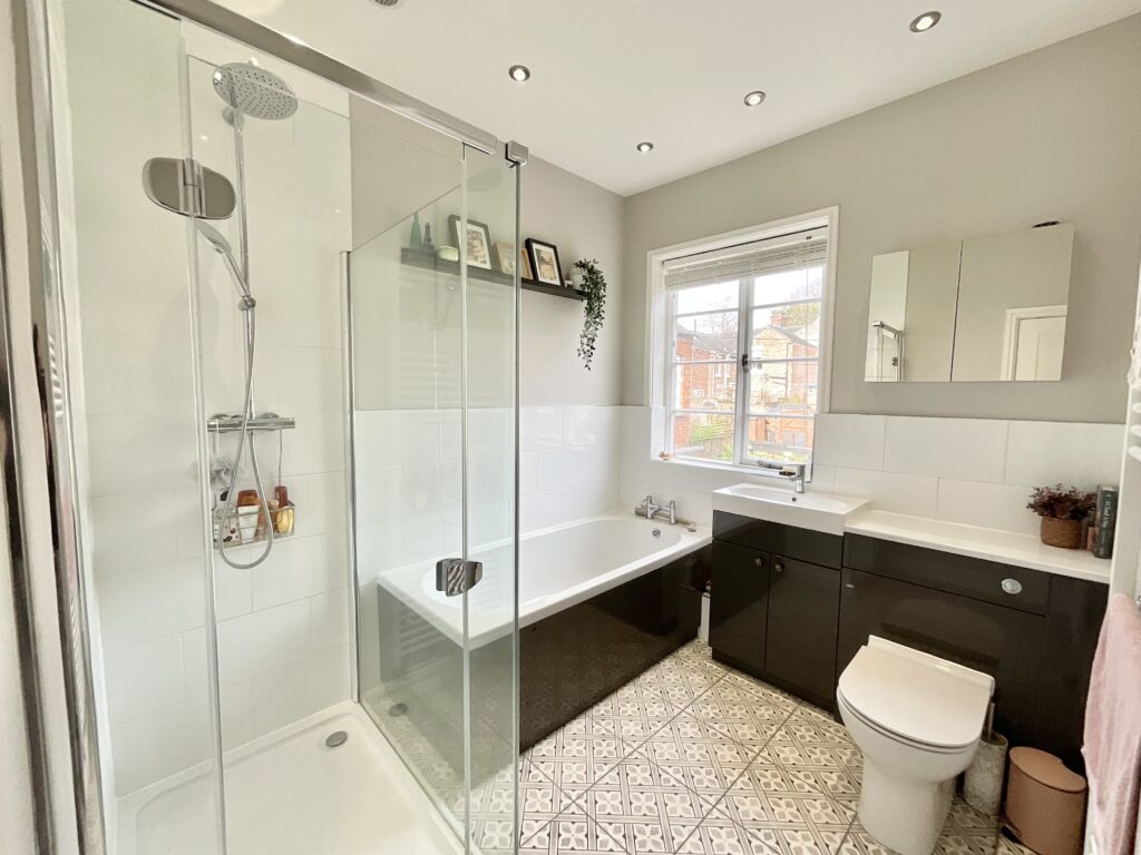 Granville Terrace, Stone, ST15