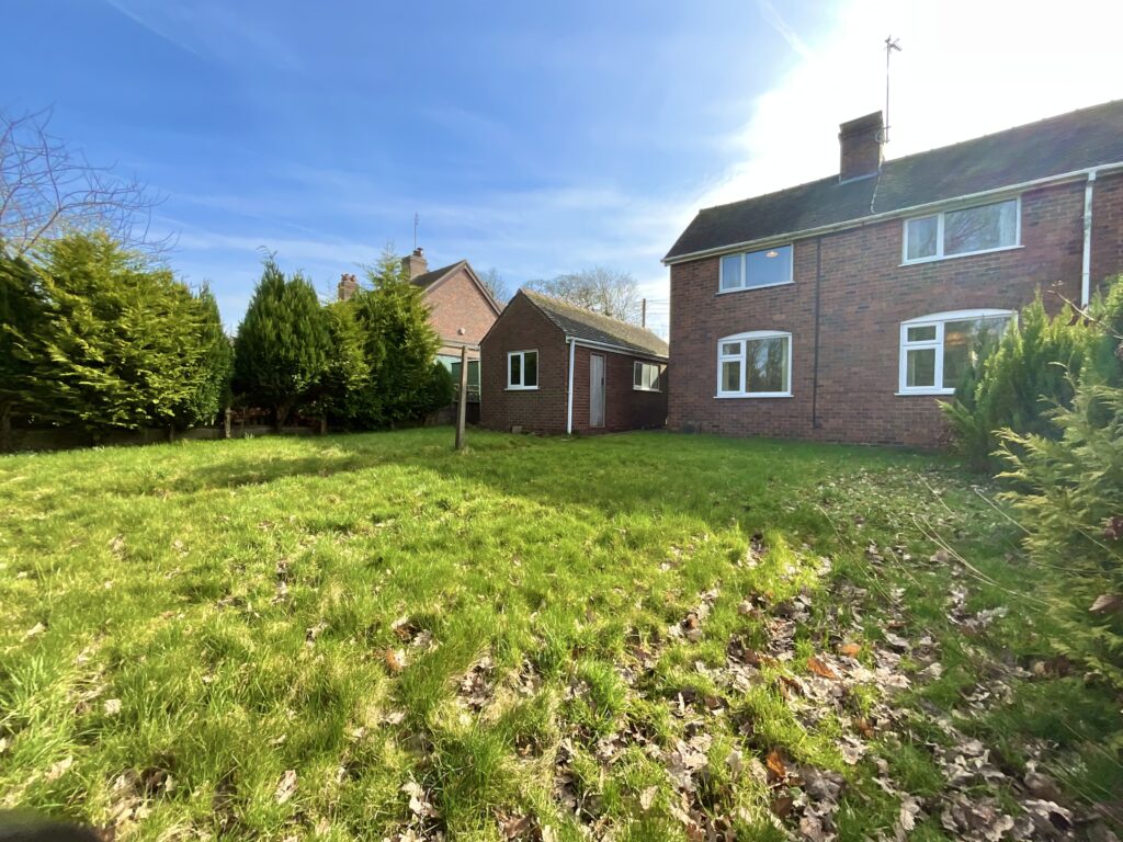 Hurstons Lane, Alton, ST10