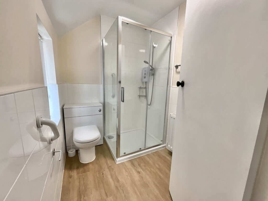 Hurstons Lane, Alton, ST10