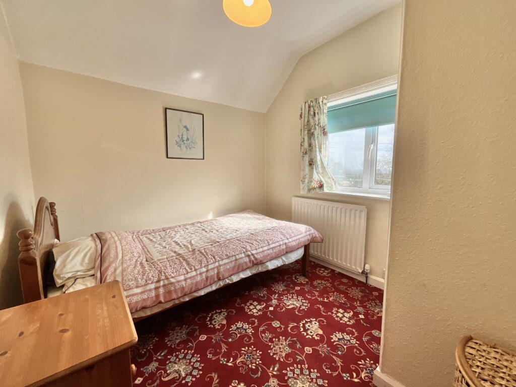 Hurstons Lane, Alton, ST10