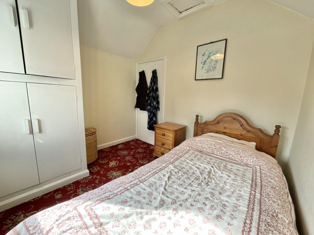 Hurstons Lane, Alton, ST10