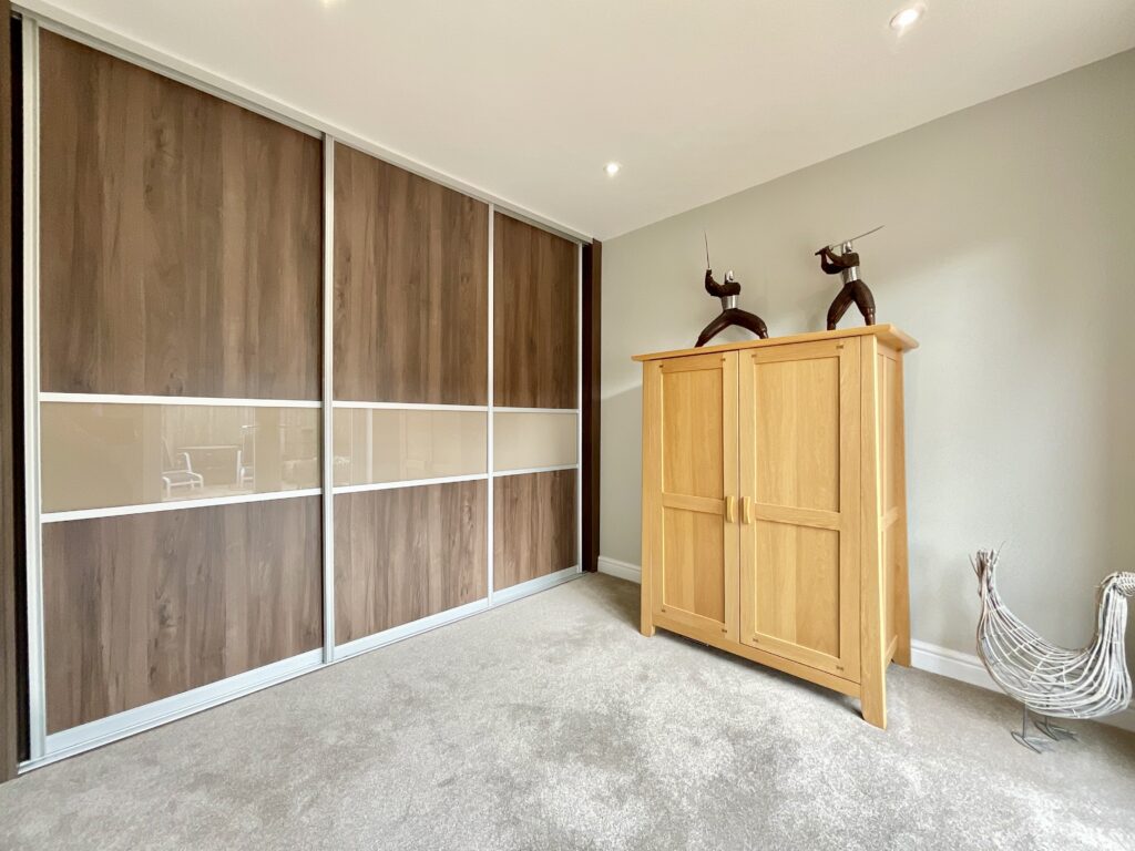 Blackies Lane, Stone, ST15