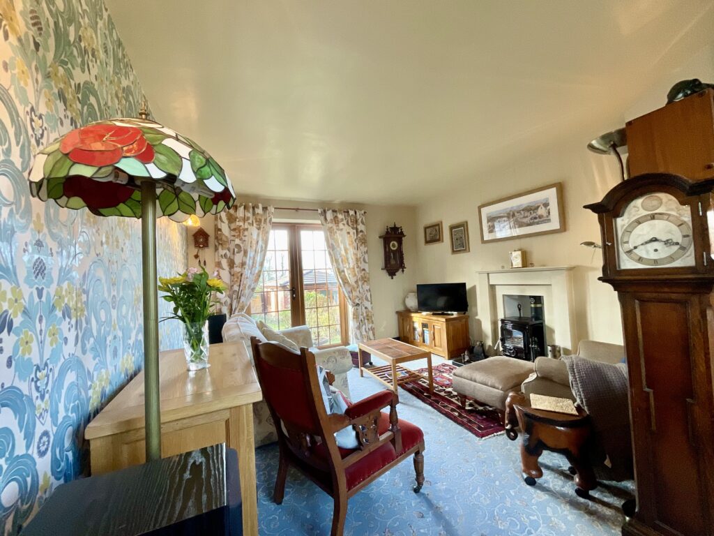 Moss Lane, Hilderstone, ST15