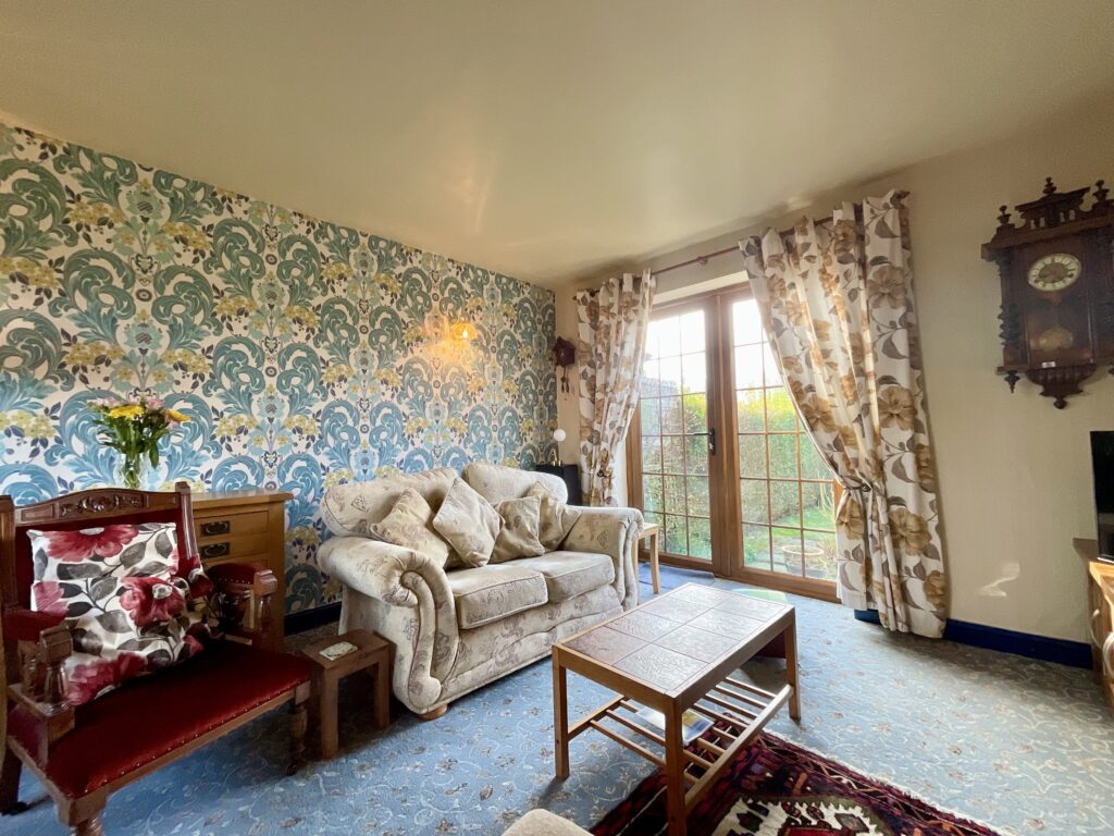 Moss Lane, Hilderstone, ST15