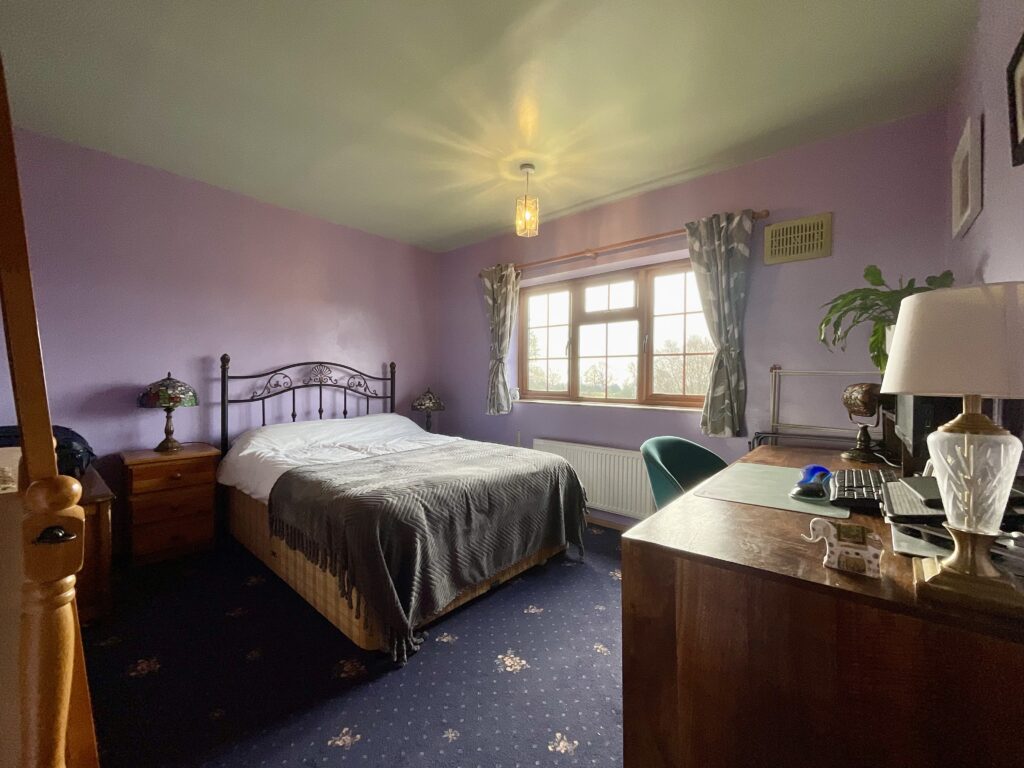 Moss Lane, Hilderstone, ST15