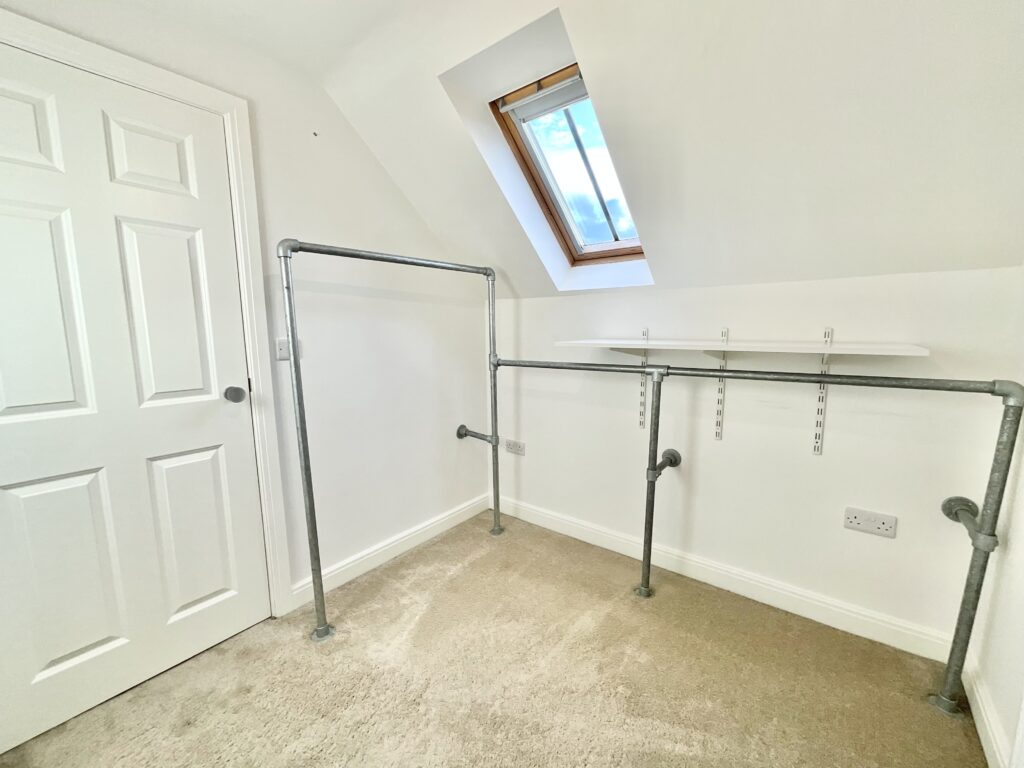 Stone Road, Uttoxeter, ST14