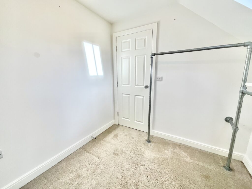 Stone Road, Uttoxeter, ST14