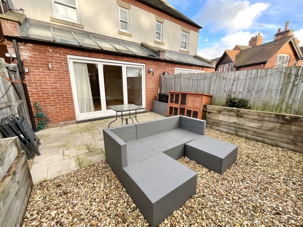Stone Road, Uttoxeter, ST14