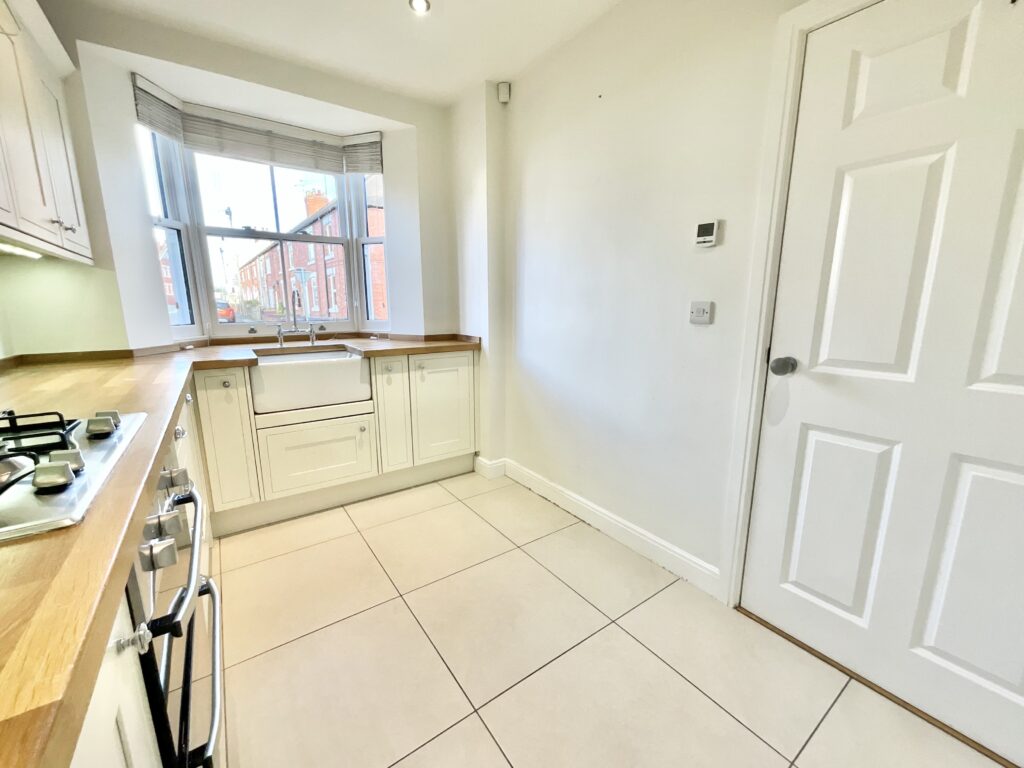 Stone Road, Uttoxeter, ST14