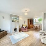 Kent Grove, Stone, ST15