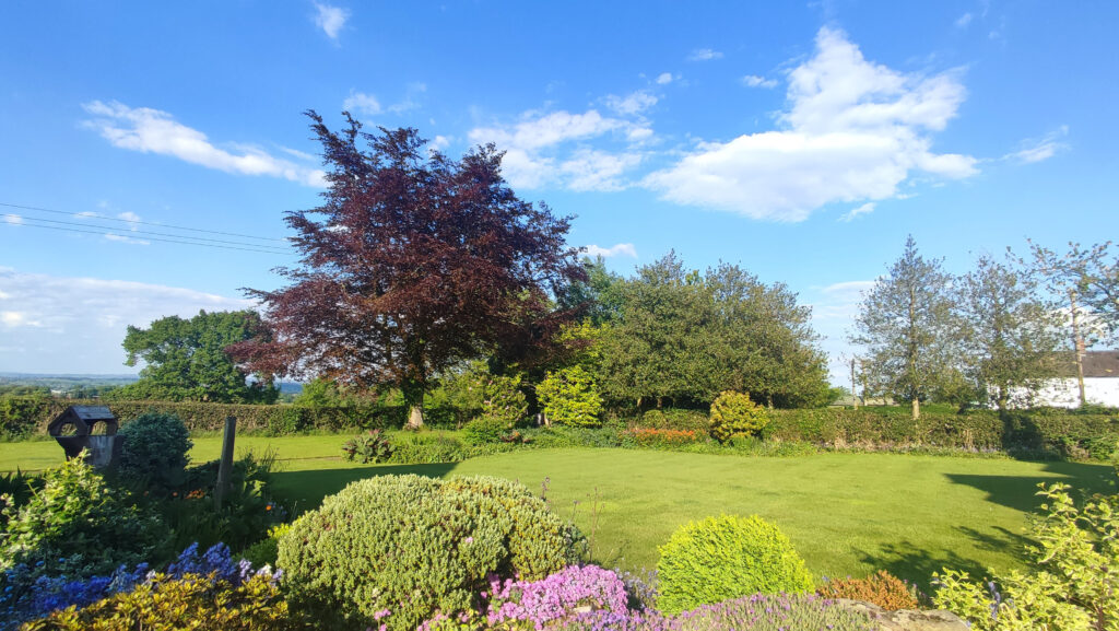 Cross Gate, Hilderstone, ST15
