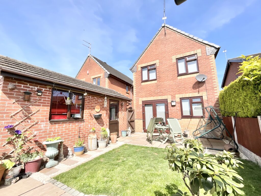 The Sidings, Cheadle, ST10