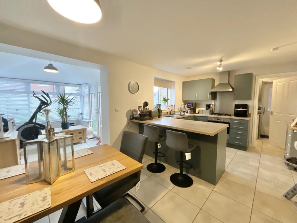Mallow Avenue, Shavington, CW2