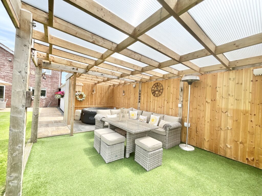 Aynsley Close, Cheadle, ST10
