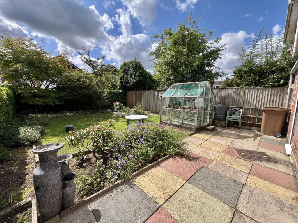 Morland Close, Stone, ST15