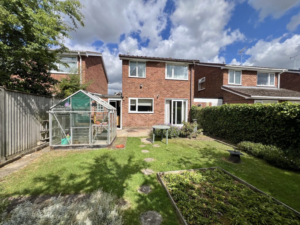 Morland Close, Stone, ST15