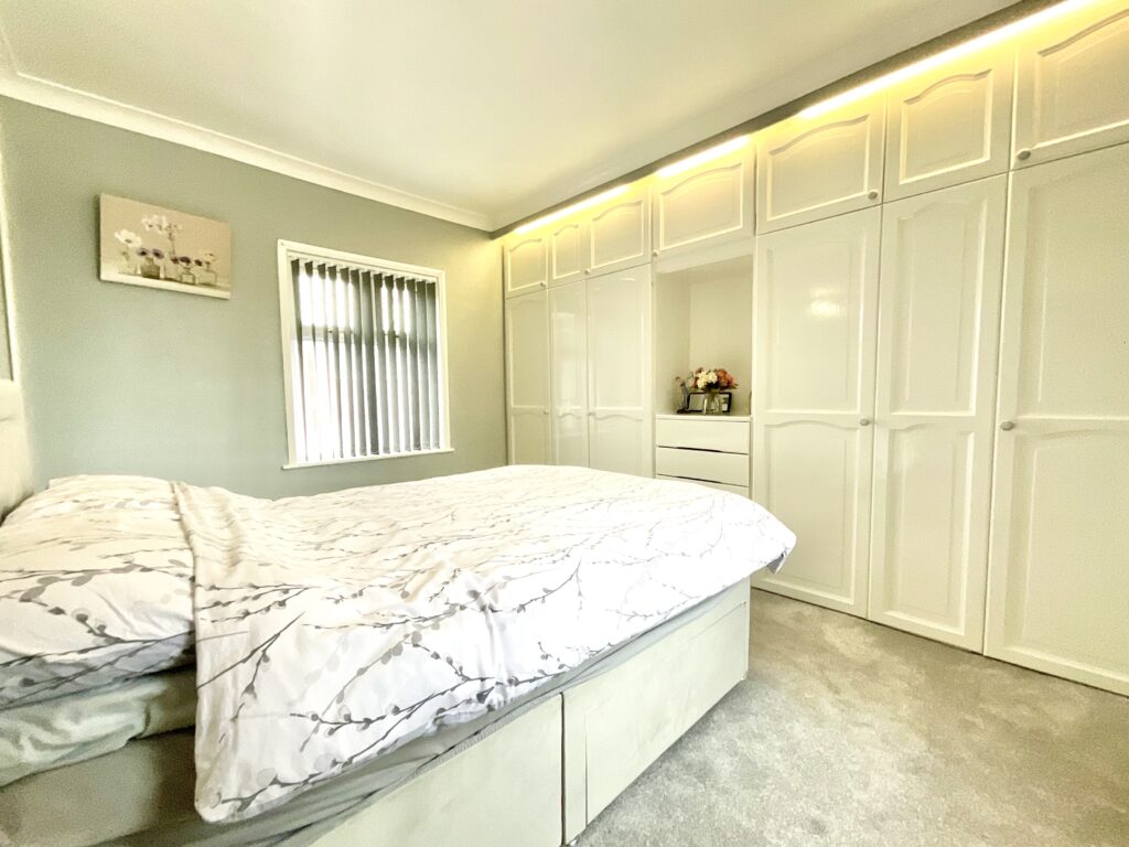 Chapel Street, Bignall End, ST7
