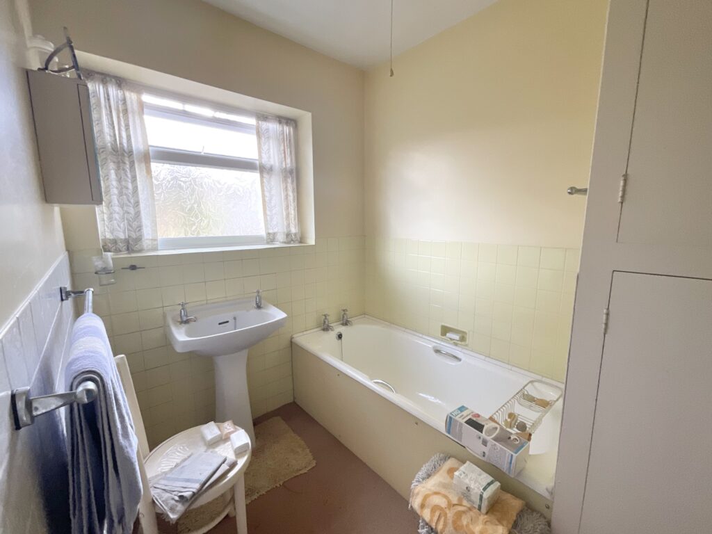 Salander Crescent, Wistaston
